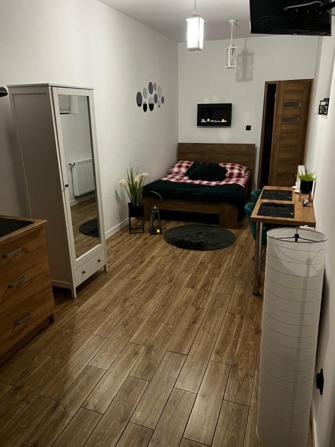 Hostel Suchedniow Ngoại thất bức ảnh
