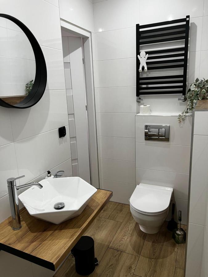 Hostel Suchedniow Ngoại thất bức ảnh